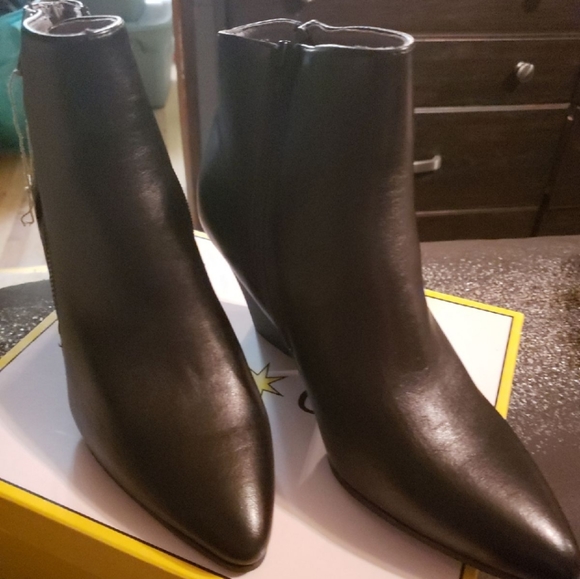 Hanston Boots - Picture 3 of 7